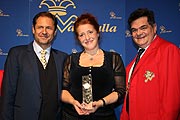 Laudator Winfried Frey, Luise Kinseher, Narrhalla Präsident Günther Grauer (©Foto: Martin Schmitz)